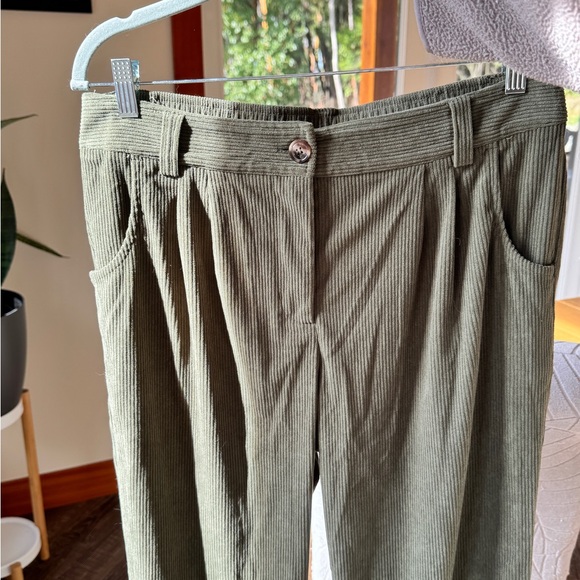 Womens Halara Stretch Green Corduroy Pants Large - Picture 4 of 9